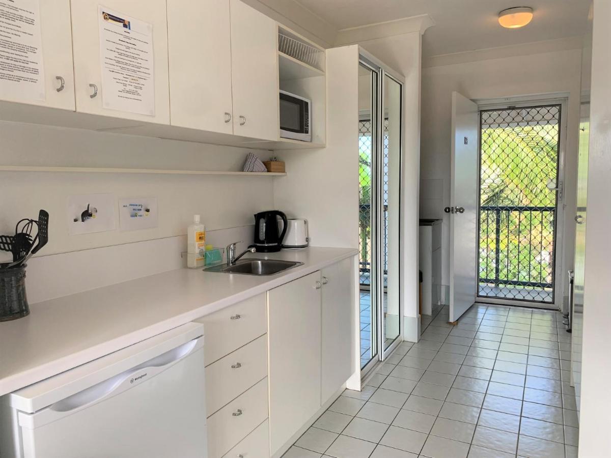 Broadwater Keys Holiday Apartments Gold Coast Exterior photo