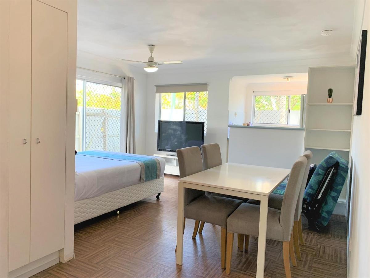 Broadwater Keys Holiday Apartments Gold Coast Exterior photo